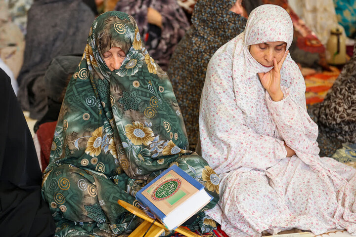 تصاویر | حضور نماینده ولی فقیه در استان آذربایجان شرقی در جمع معتکفین تبریزی