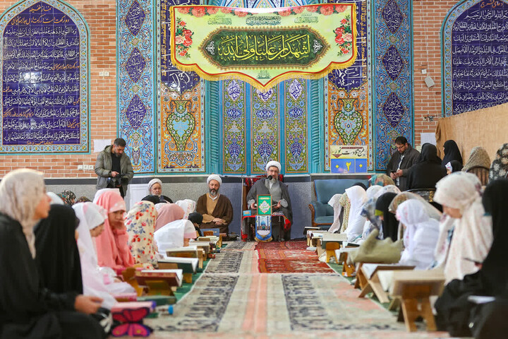 تصاویر | حضور نماینده ولی فقیه در استان آذربایجان شرقی در جمع معتکفین تبریزی