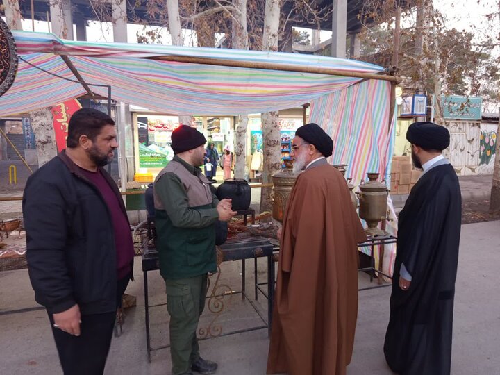 تصاویر/حضور امام جمعه نطنز در موکب حضرت ابوالفضل(ع)یادمان شهدای گمنام نطنز