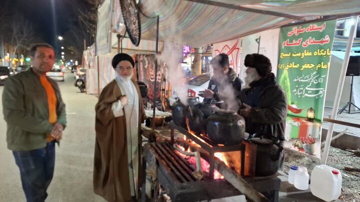 تصاویر/حضور امام جمعه نطنز در موکب حضرت ابوالفضل(ع)یادمان شهدای گمنام نطنز