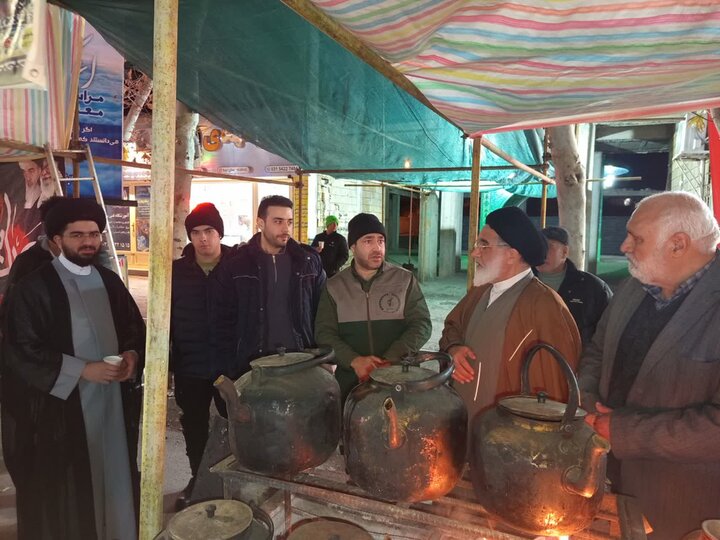 تصاویر/حضور امام جمعه نطنز در موکب حضرت ابوالفضل(ع)یادمان شهدای گمنام نطنز