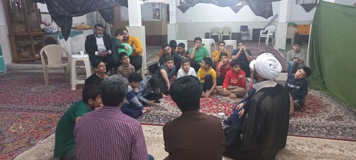 تصاویر/ حضور امام جمعه آران وبیدگل در جمع معتکفین