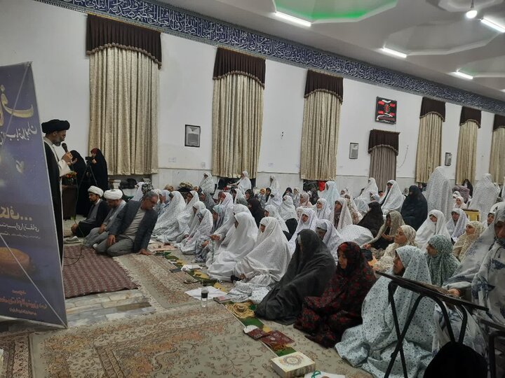 تصاویر/حضور نماینده ولی فقیه درمنطقه کاشان درجمع معتکفین کاشانی