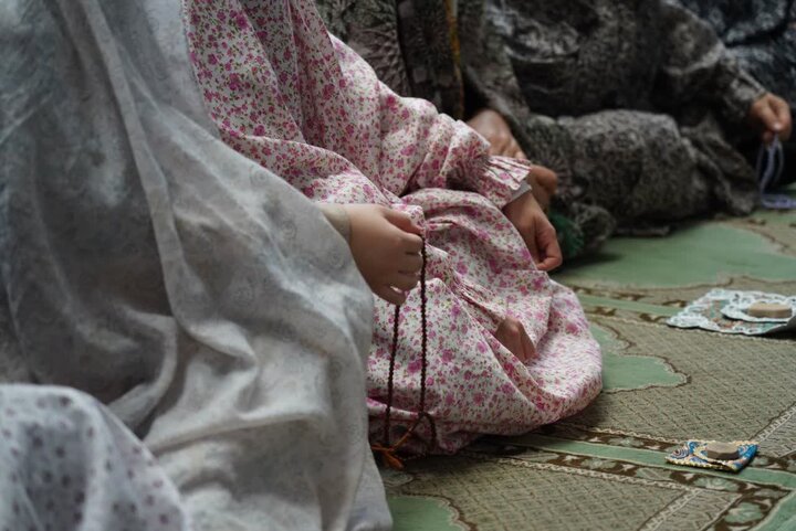 تصاویر/حضور نماینده ولی فقیه در لرستان در جمع معتکفان لشکر ۸۴ پیاده استان