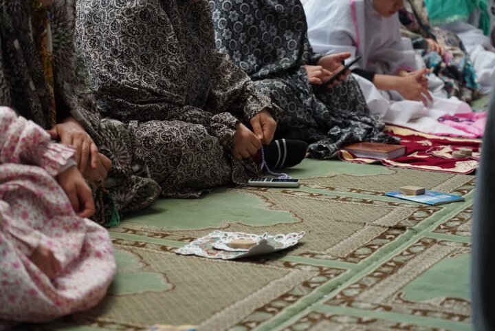 تصاویر/حضور نماینده ولی فقیه در لرستان در جمع معتکفان لشکر ۸۴ پیاده استان