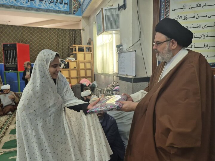 تصاویر/ دانش‌آموزان معتکف در پاکدشت