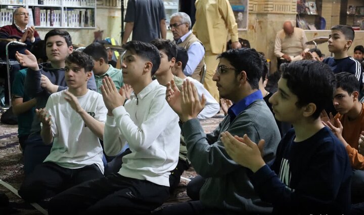 تصاویر/ مراسم معنوی اعتکاف در مسجد پنبه‌چی