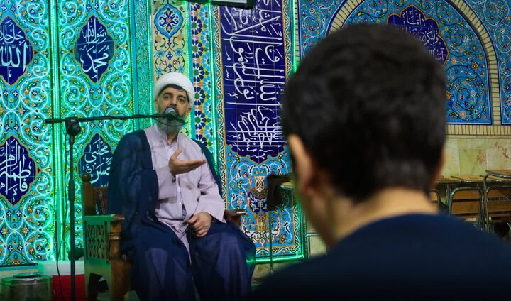 تصاویر/ مراسم معنوی اعتکاف در مسجد پنبه‌چی