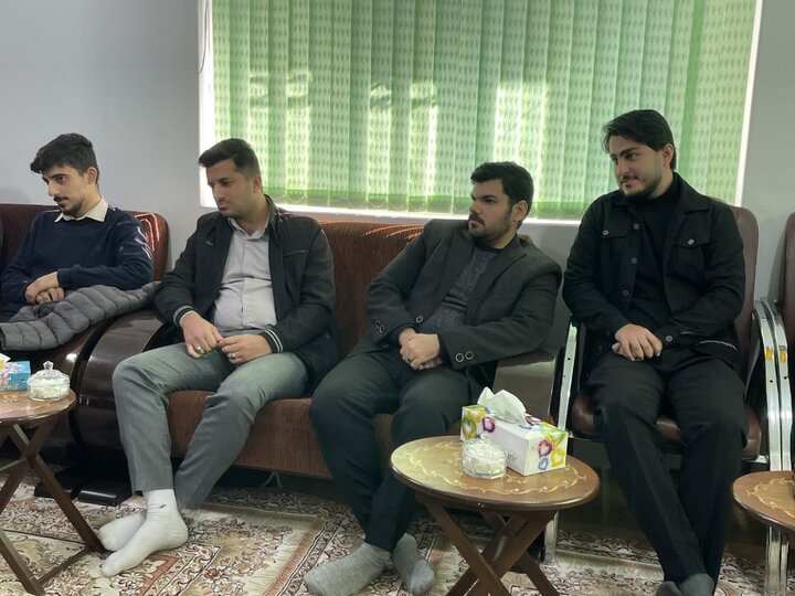 قرارگاه جهادی شهید روستا با امام جمعه تالش دیدار کرد