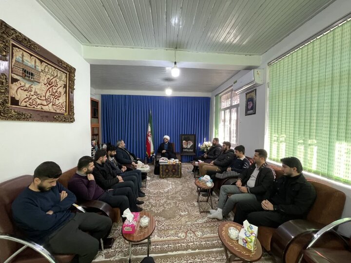 قرارگاه جهادی شهید روستا با امام جمعه تالش دیدار کرد