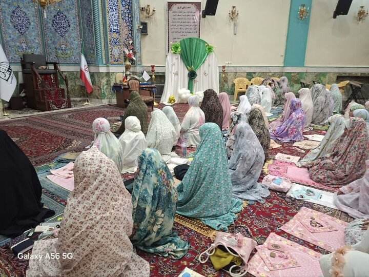 تصاویر/  اعتکاف مدارس الگوی صالح شهر تهران