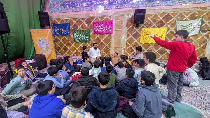 تصاویر/  اعتکاف مدارس الگوی صالح شهر تهران