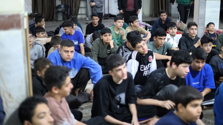 تصاویر/ حضور امام جمعه باقرشهر و کهریزک در جمع معتکفین