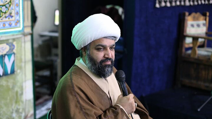 تصاویر/ حضور امام جمعه باقرشهر و کهریزک در جمع معتکفین