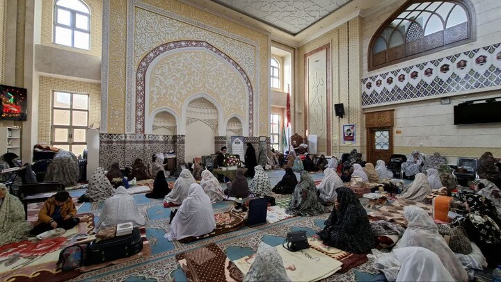 تصاویر /  حضور مدیرکل تبلیغات اسلامی آذربایجان شرقی در مساجد میزبان اعتکاف در تبریز