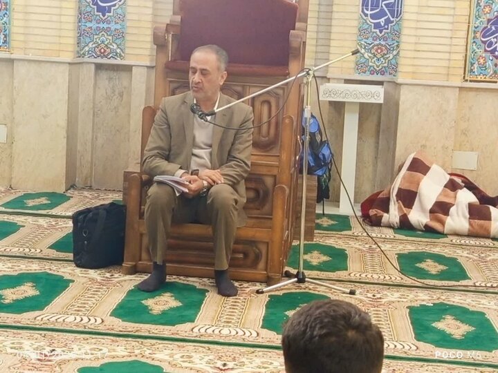 تصاویر/جهاد تبیین؛ محور برنامه‌های فرهنگی اعتکاف در مسجد امام حسن (ع)  کامیاران