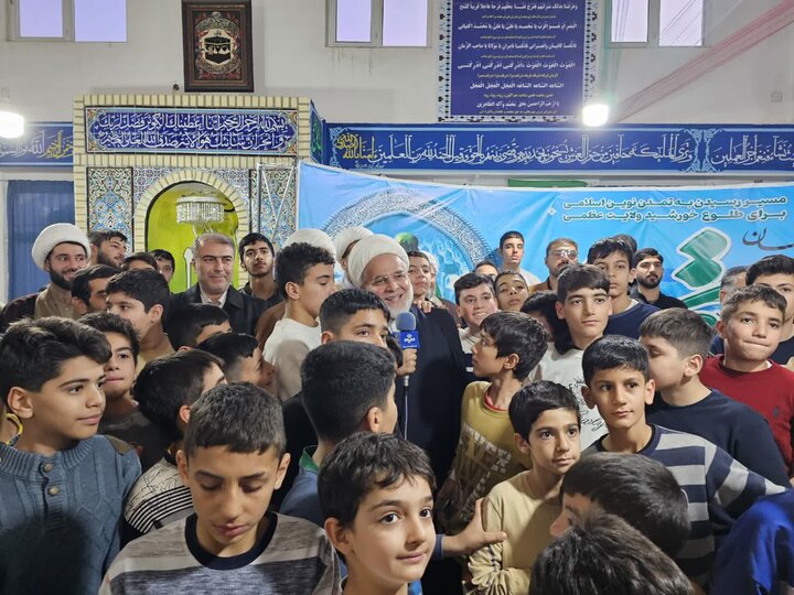 تصاویر/جهاد تبیین؛ محور برنامه‌های فرهنگی اعتکاف در مسجد امام حسن (ع)  کامیاران