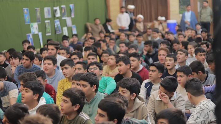 مراسم اعتکاف دانش آموزی پسرانه در مرند