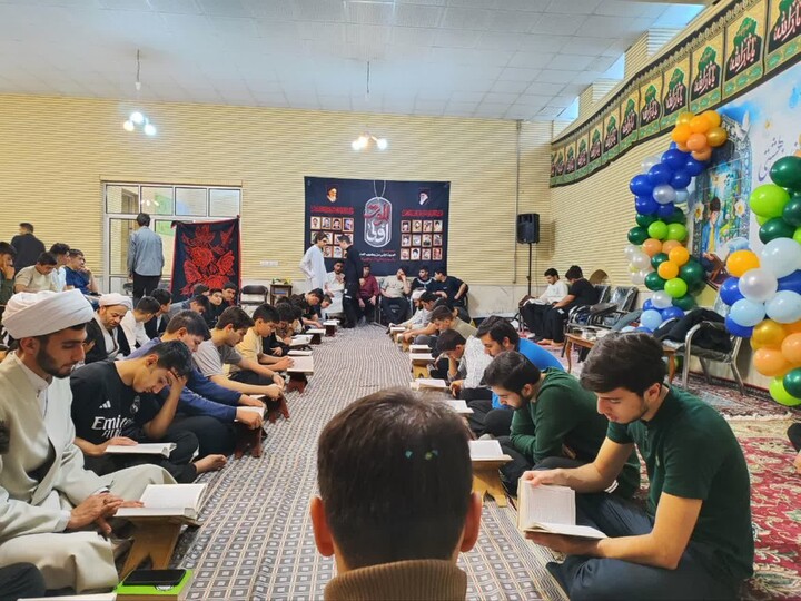 مراسم اعتکاف دانش آموزی پسرانه در مرند