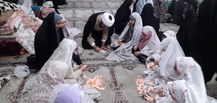 تصاویر/حضور امام جمعه ساوه در اعتکاف دانش آموزی مسجدفاطمه زهرا(س)