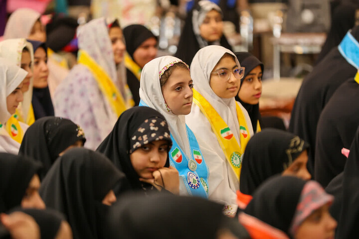 تصاویر/ حضور امام جمعه تبریز در معتکفین تبریزی