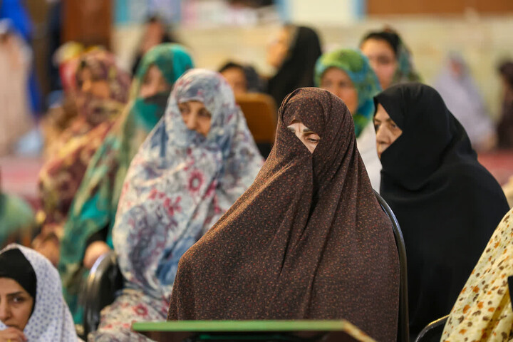 تصاویر/ حضور امام جمعه تبریز در معتکفین تبریزی