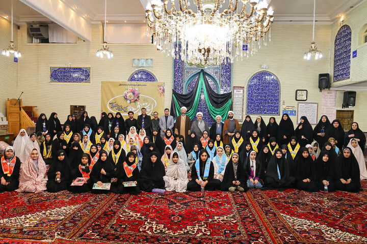 تصاویر/ حضور امام جمعه تبریز در معتکفین تبریزی