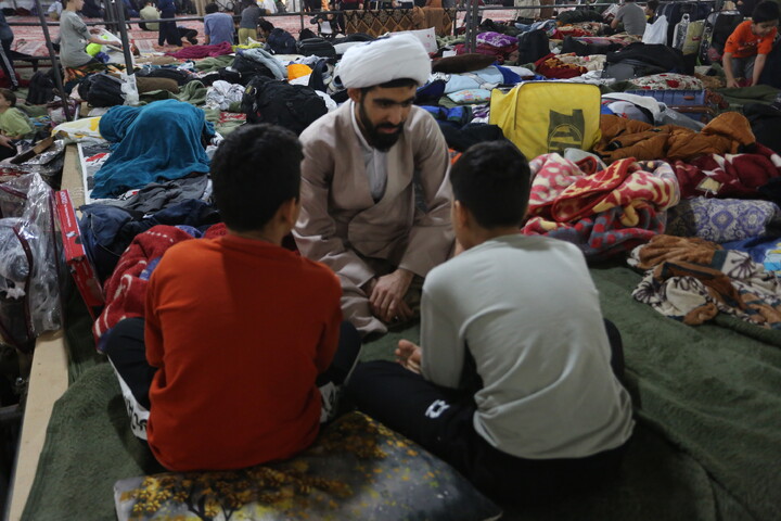 تصاویر / بزرگترین اعتکاف دهه نودی ها در مسجد سید اصفهان