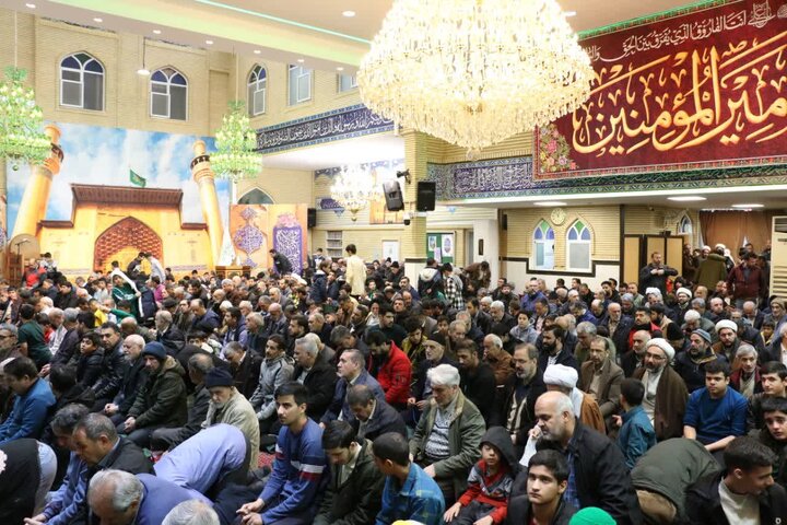 تصاویر/ مراسم سوگواری وفات حضرت زینب(س) در مسجد غدیر خم