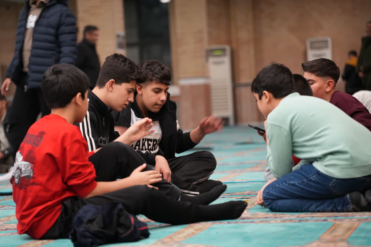 تصاویر/ اعتکاف دانش آموزی در مصلای ارومیه