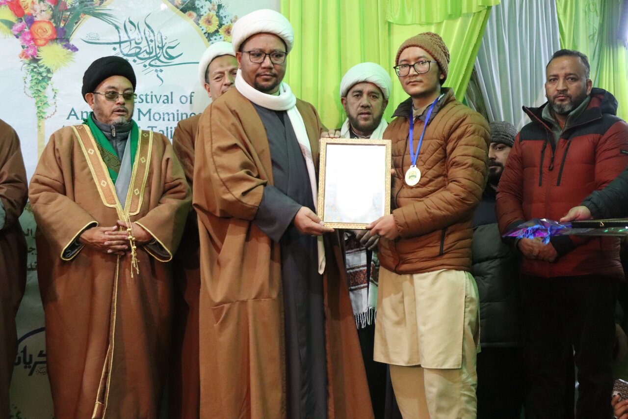 برگزاری محفل باشکوه جشن میلاد مولود کعبه در کارگل هند