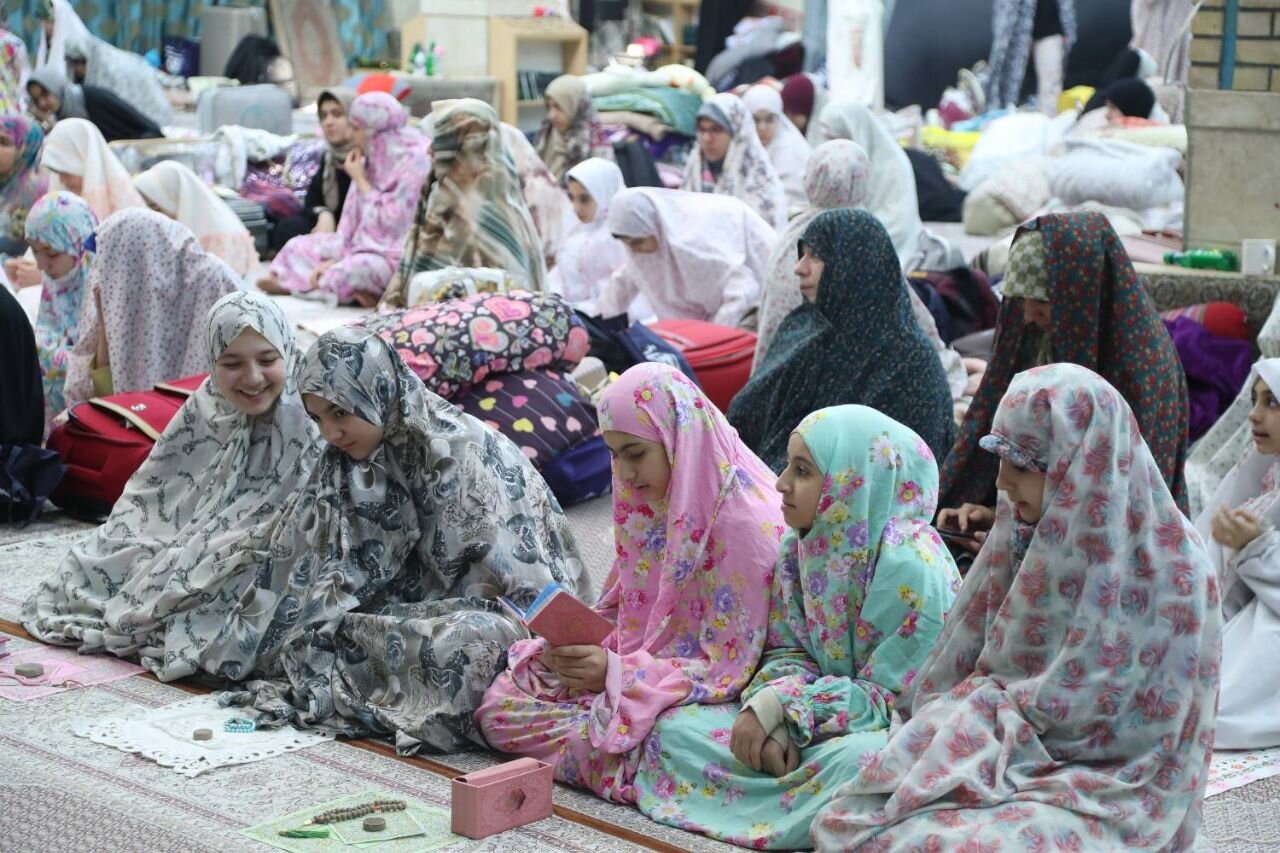 برگزاری مراسم اعتکاف ویژه دختران نوجوان در مسجد جامع خرمشهر+تصاویر