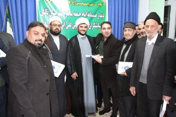 تصاویر/ دیدار مادحین اهل بیت شهرستان تالش با امام جمعه