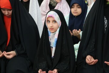 تصاویر/ پایان سه روز اعتکاف دانش آموزان دختر در خوی