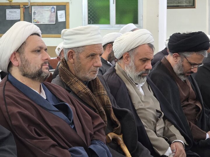 همایش بصیرتی روحانیون شیعه و اهل سنت شهرستان ماکو