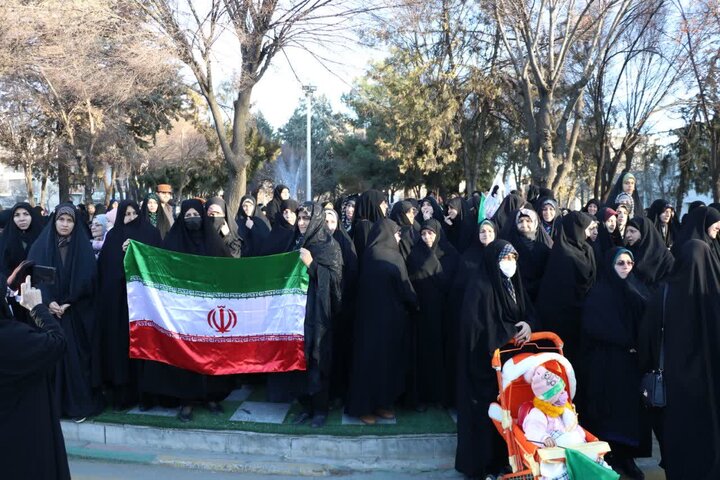 تصاویر/اجتماع مردم بروجرد در محکومیت اغتشاشگران