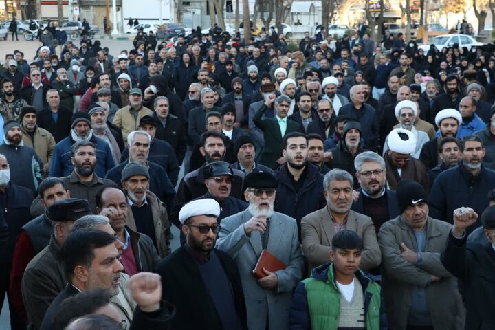 تصاویر/اجتماع مردم بروجرد در محکومیت اغتشاشگران