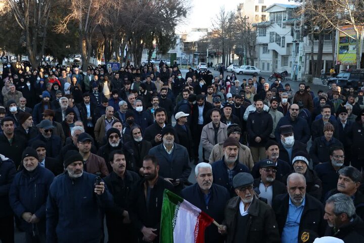 تصاویر/اجتماع مردم بروجرد در محکومیت اغتشاشگران