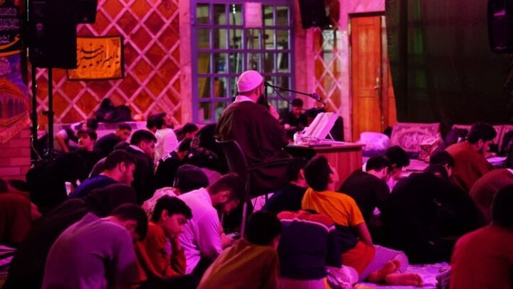 تصاویر/ آیین اعتکاف در مسجد امام حسین(ع) مجیدیه شمالی