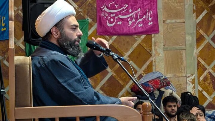 تصاویر/ آیین اعتکاف در مسجد امام حسین(ع) مجیدیه شمالی