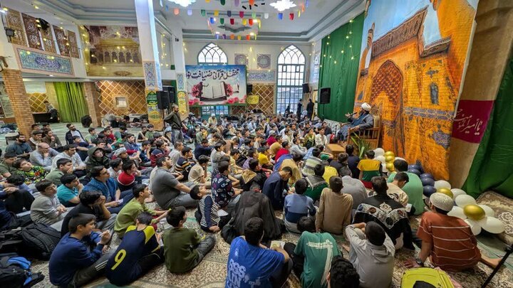 تصاویر/ آیین اعتکاف در مسجد امام حسین(ع) مجیدیه شمالی