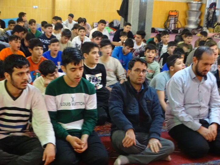 تصاویر/ حضور امام جمعه چهاربرج در جمع معتکفین