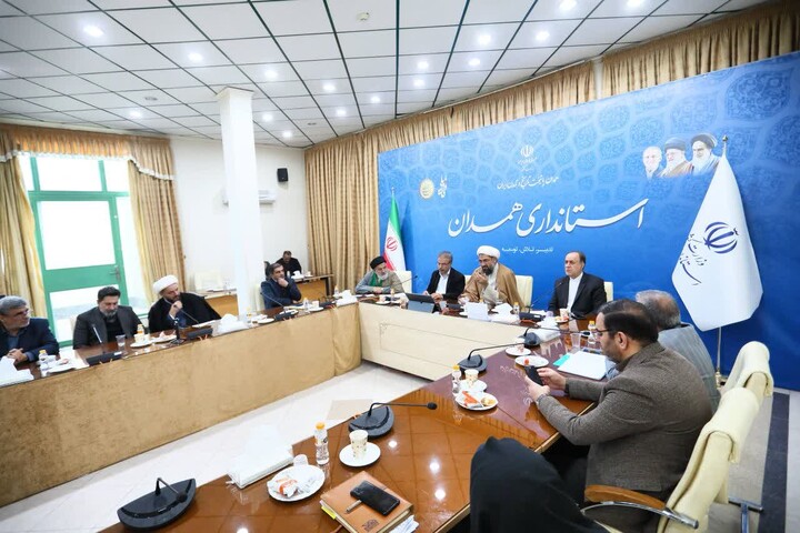 تصاویر / جلسه ستاد هماهنگی بزرگداشت دهه مبارک فجر استان همدان