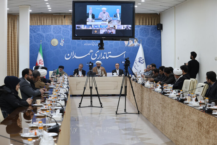 تصاویر / جلسه ستاد هماهنگی بزرگداشت دهه مبارک فجر استان همدان