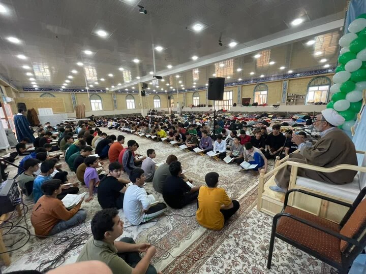 تصاویر/ اعتکاف دانش آموزی در مدرسه علمیه بوشهر