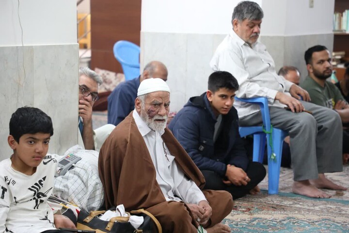 تصاویر/ نماینده ولی‌فقیه در استان سمنان در جمع معتکفین شهرستان سرخه