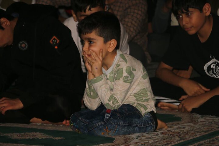 تصاویر/ مراسم وفات حضرت زینب (س) در میان معتکفین مسجد امام حسن (ع) کامیاران