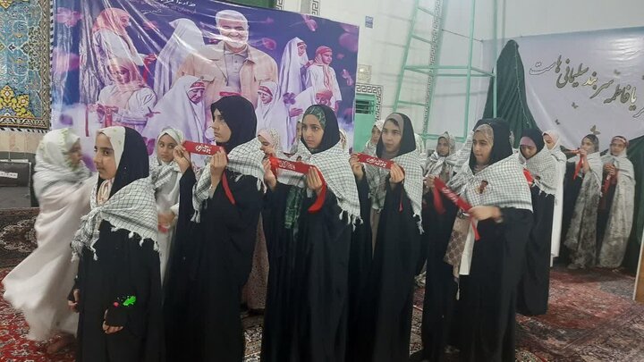 تصاویر/حضور مبلغین مدرسه علمیه مهدیه خنداب در جمع معتکفین
