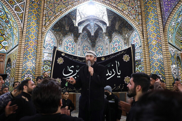 تصاویر/ حال و هوای حرم مطهر حضرت معصومه (س) در شب وفات حضرت زینب(س)