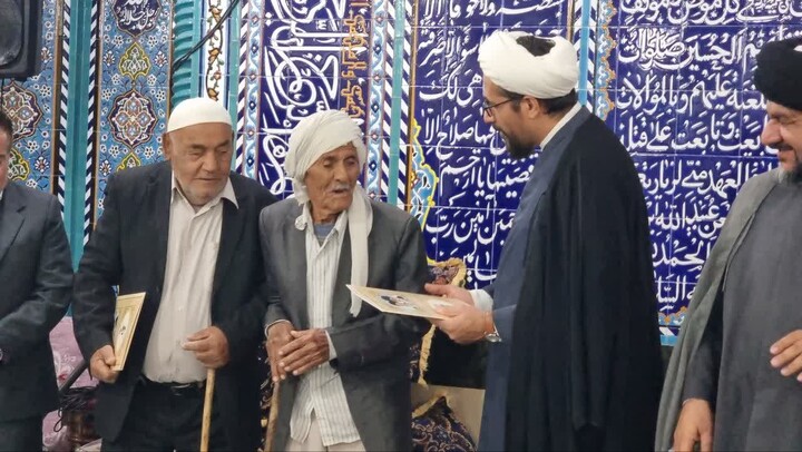 تصاویر/ آیین معنوی اعتکاف در گناوه